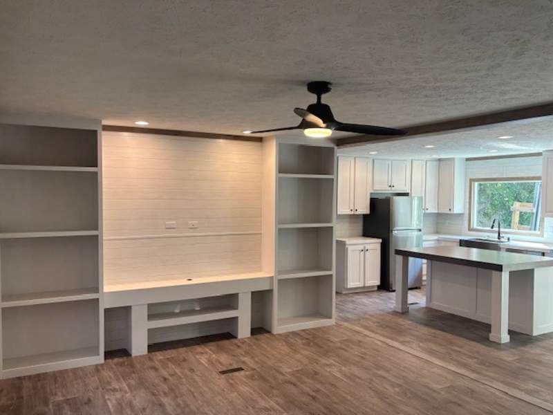 Listing-201-Photo-5d8cd0ca-a170-4c90-8702-4fbd0c2c4ed2.jpg