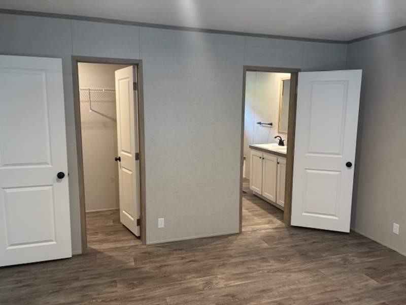 Listing-201-Photo-954c2f9d-18b5-4609-a006-0ee28894b620.jpg