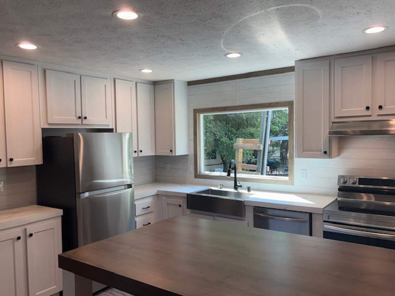 Listing-201-Photo-d5918151-f855-467b-ae78-3dbc69de090d.jpg