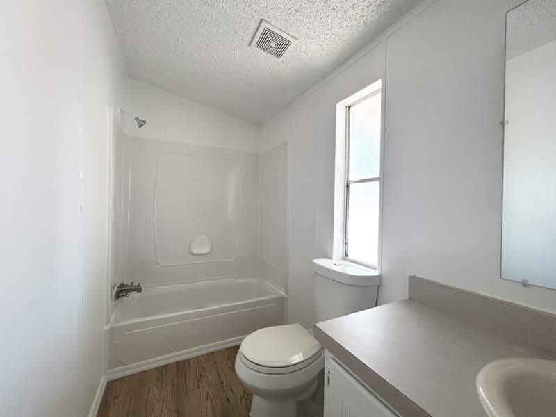Listing-146-Photo-ed5ecbdf-8a04-4448-aa95-9fde25713b01.jpg