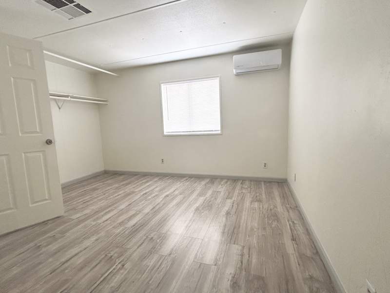 Listing-152-Photo-6d3cf914-863e-4679-bfb3-3c92da6297d5.jpg