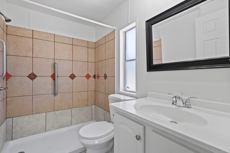 Listing-152-Photo-a8f0609b-c090-4eb8-af36-82fdb11b64f8.jpg