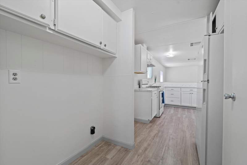Listing-152-Photo-eb175792-5579-4056-9d4c-96cab3258307.jpg