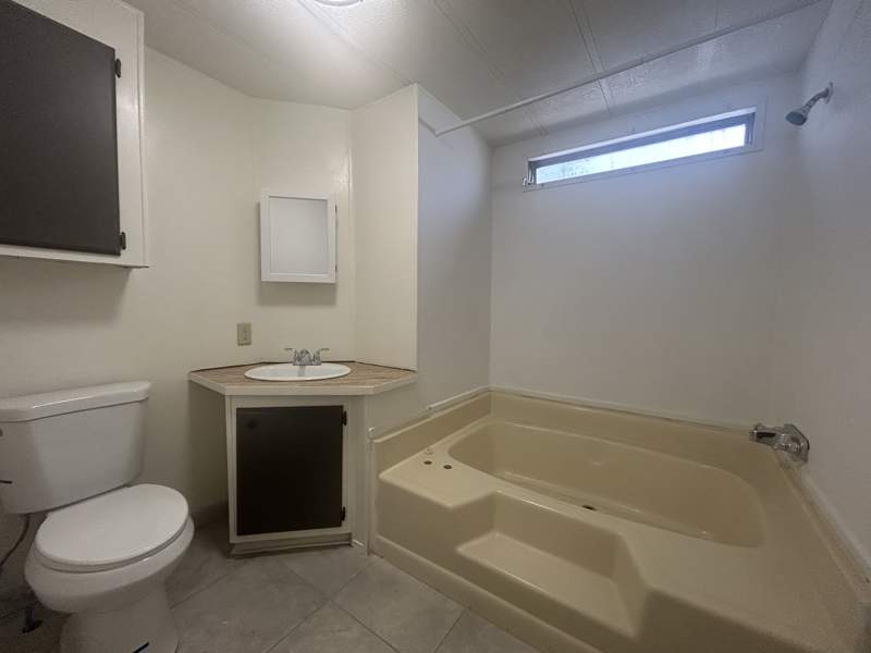 Listing-166-Photo-80d4aa3e-d7de-4614-8909-26a99604d631.jpg