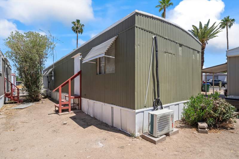 Listing-166-Photo-a27d9b5f-7997-43ee-b696-6ee38c30a6bd.jpg