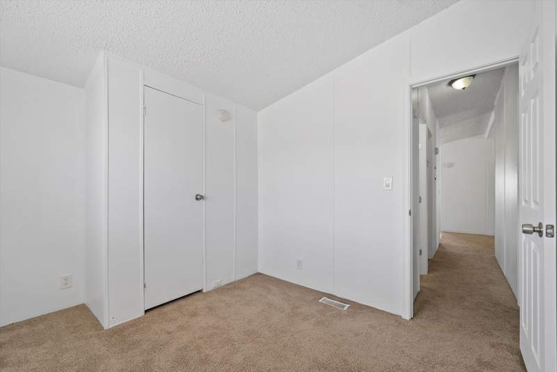 Listing-177-Photo-bae736e7-9951-4b96-b74f-a821e5820405.jpg