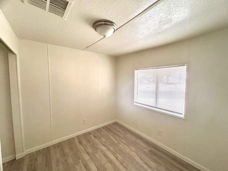 Listing-178-Photo-5d790b20-0a89-4b75-ad1d-af8b92a45021.jpg