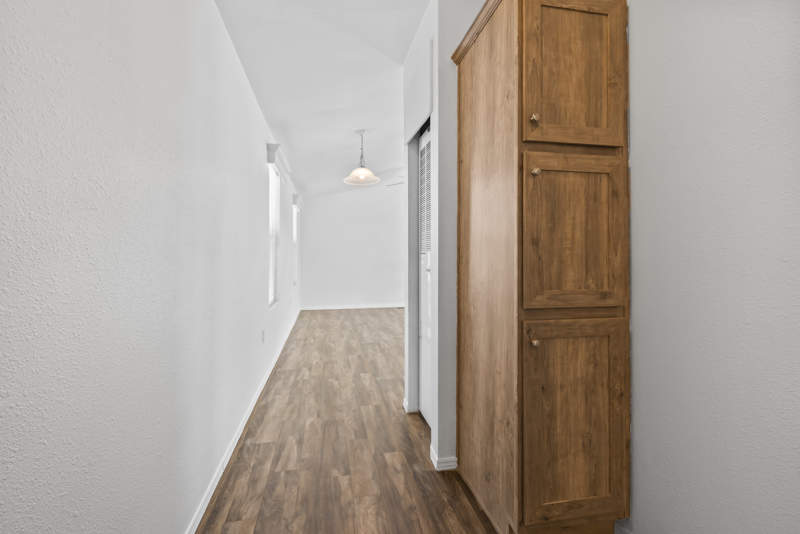 Listing-196-Photo-5d96e329-6bd0-48e5-8069-db1591e10047.jpg