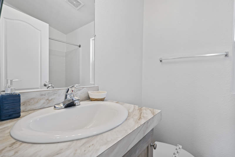 Listing-196-Photo-9562b7f7-0965-4c1b-8bec-4db644198793.jpg