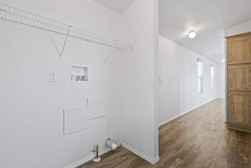Listing-196-Photo-d1146c65-1299-4768-9b5b-6b908871b8fc.jpg