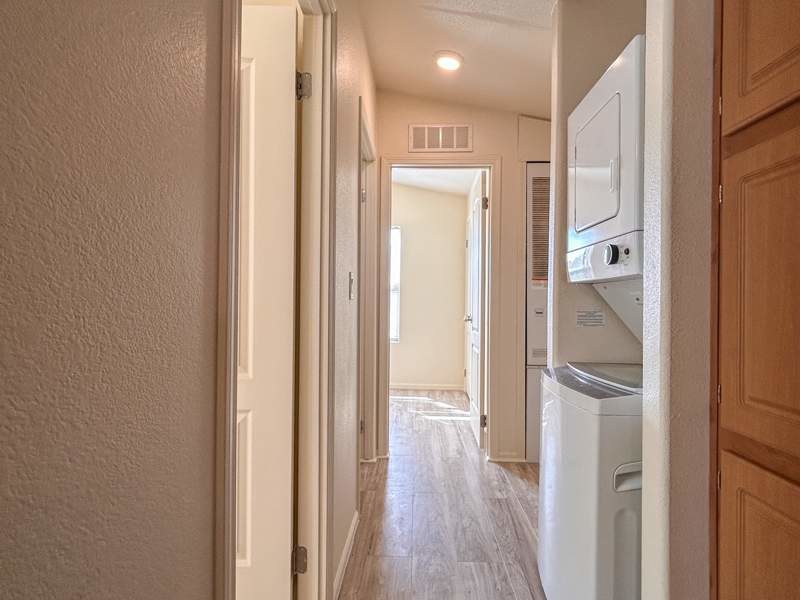 Listing-198-Photo-ad27cab9-b3f2-46c8-bc62-3e44991bc924.jpg