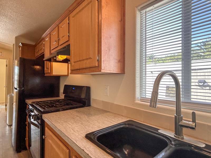 Listing-198-Photo-ba80ef53-d47c-4a38-9650-1e33050d15c1.jpg