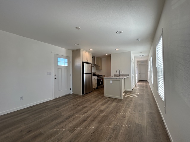 Listing-118-Photo-41dc7d7a-bc67-4894-9ca8-9d15e7d055b2.jpg