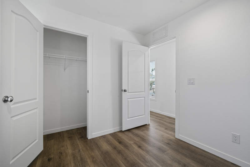 Listing-135-Photo-d5028457-647b-4536-9a9b-34915271b81a.jpg