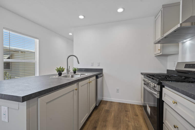 Listing-135-Photo-e77768bc-df43-4589-897c-326429acb4de.jpg
