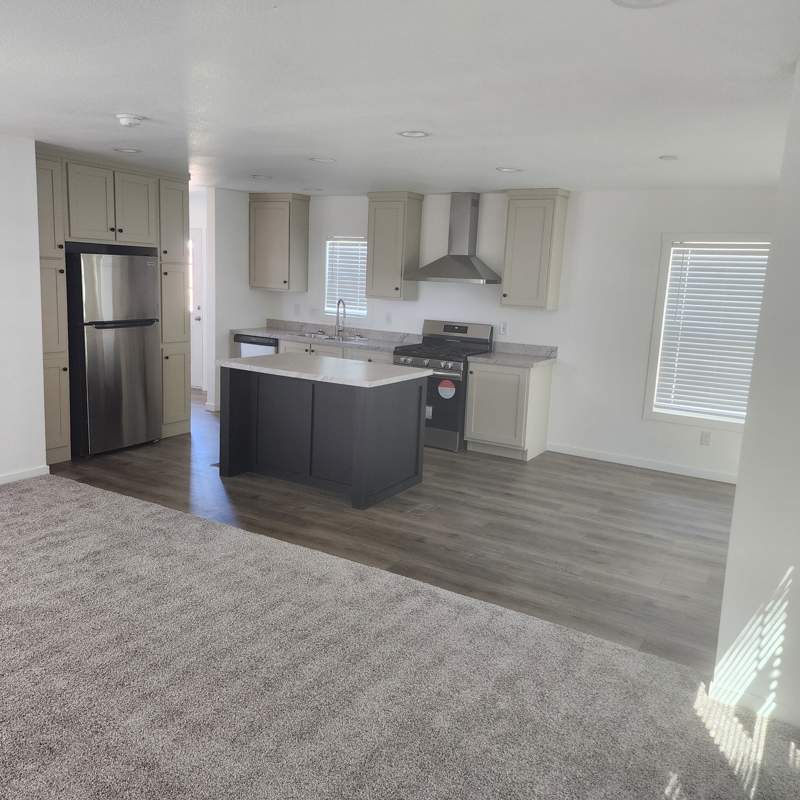 Listing-161-Photo-be77fb31-2ad3-4a49-8072-93632c105307.jpg