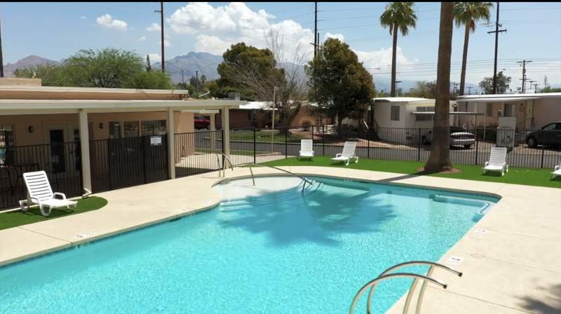 Listing-162-Photo-8e16e498-86f3-4109-88c7-3717a2fe0826.jpg