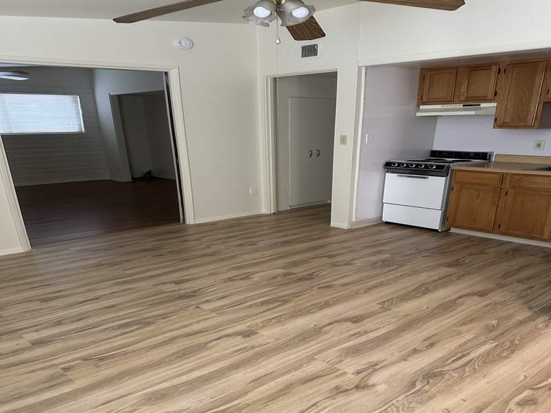 Listing-185-Photo-88f433bb-0f25-4456-a930-b979d8c08be6.jpg