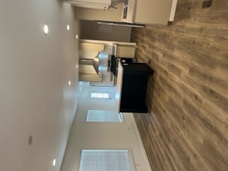 Listing-189-Photo-6edb72af-5a57-4bee-9c93-47672806810d.jpg