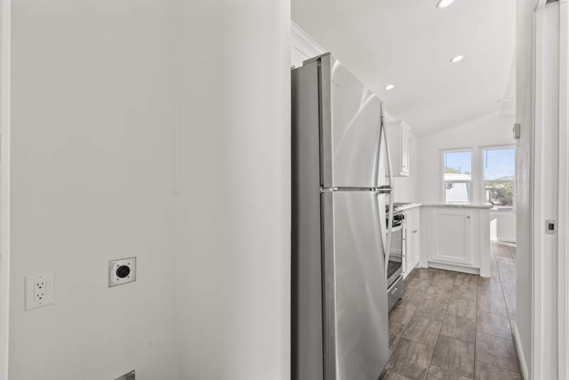 Listing-124-Photo-38046602-fcc2-46e3-a677-5dc033c2898a.jpg