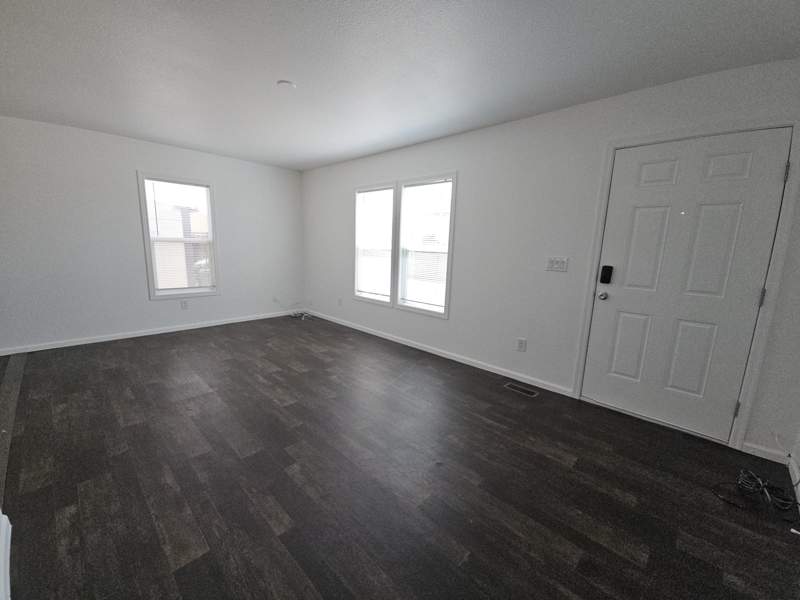 Listing-188-Photo-563be010-1e9e-4145-8149-0151bab14e0f.jpg
