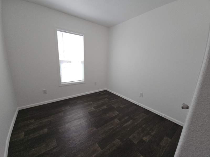 Listing-188-Photo-c960d348-8df3-4075-9440-463130f8b2b8.jpg
