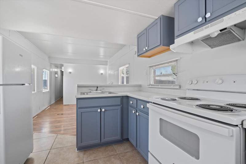 Listing-107-Photo-1471cc99-f3b0-4d23-a560-8e9ca0e62216.jpg