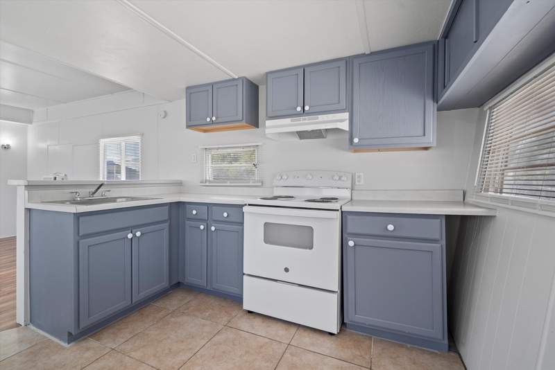 Listing-107-Photo-89e48777-81e8-4d57-bb7c-064e61b59251.jpg