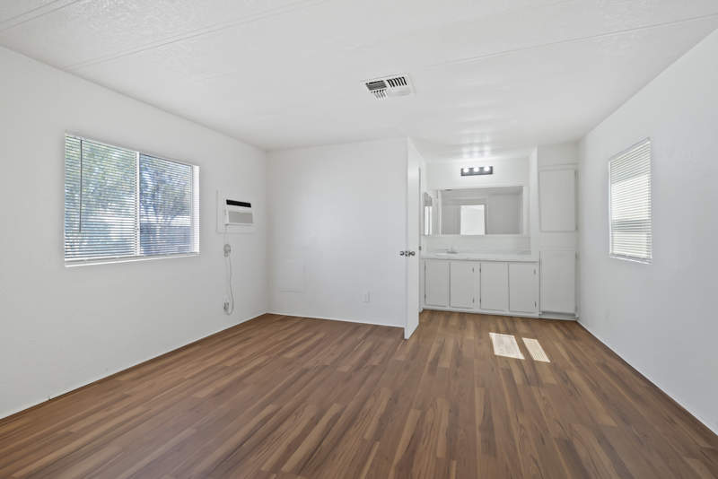 Listing-195-Photo-613be359-8a2d-4a9f-bc58-90e6a7578330.jpg