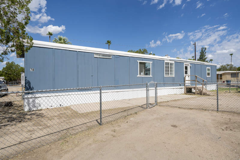 Listing-195-Photo-f14f8378-c28d-47a8-872a-91833c7d4177.jpg
