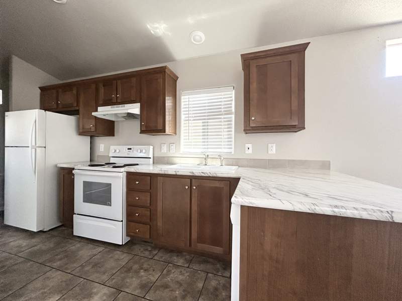 Listing-164-Photo-692a8c71-9786-4c59-9373-f6255cbe0afd.jpg