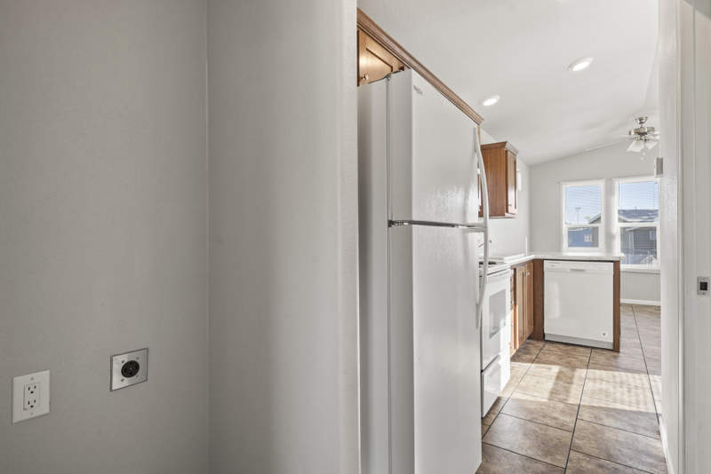 Listing-170-Photo-07e433af-aa73-4a06-ade0-dbfb38885431.jpg