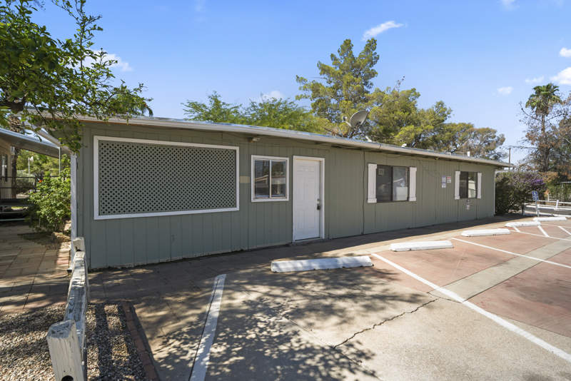 Listing-200-Photo-77040241-1c71-4a65-a5cc-d853c6d89ff9.jpg