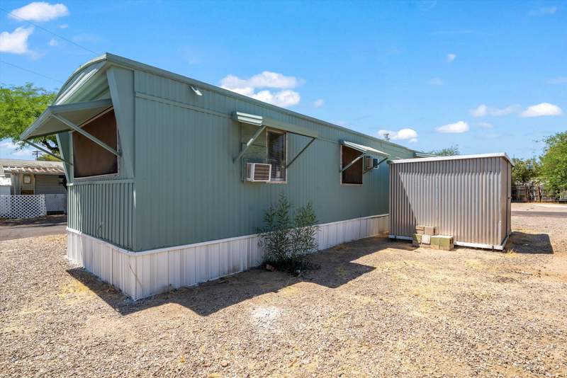 Listing-139-Photo-9ffb84ce-0413-49d3-afc0-ad7ab2f88a2e.jpg