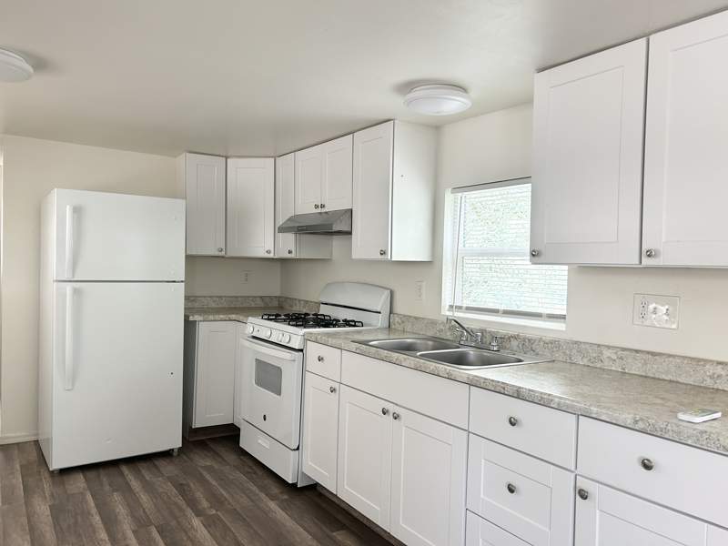 Listing-154-Photo-3fc0315d-96a1-4a53-9a01-dc499a7df547.jpg