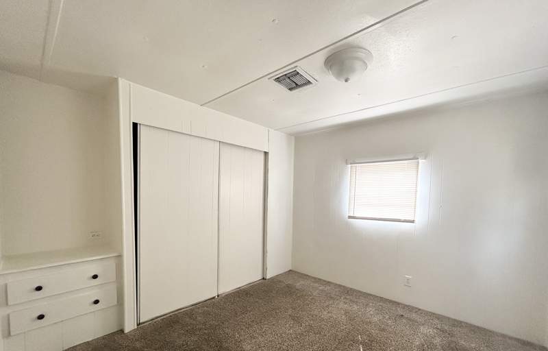 Listing-155-Photo-a49a0220-76a7-42c7-8132-2b3bd1c8f09e.jpg