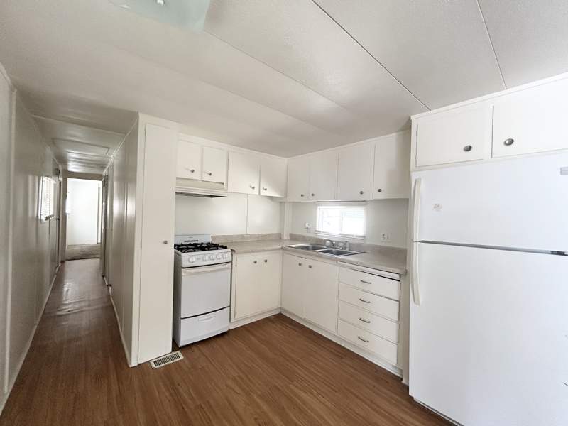 Listing-156-Photo-32133362-c398-4b6b-9fec-14ac8148252f.jpg