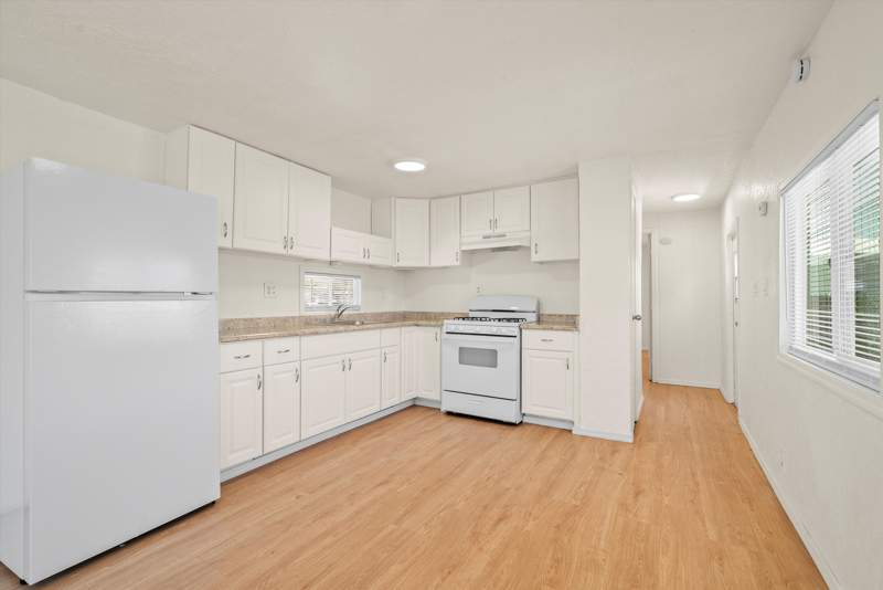 Listing-158-Photo-ebe57561-e488-4009-9c08-c2811e6c9d49.jpg