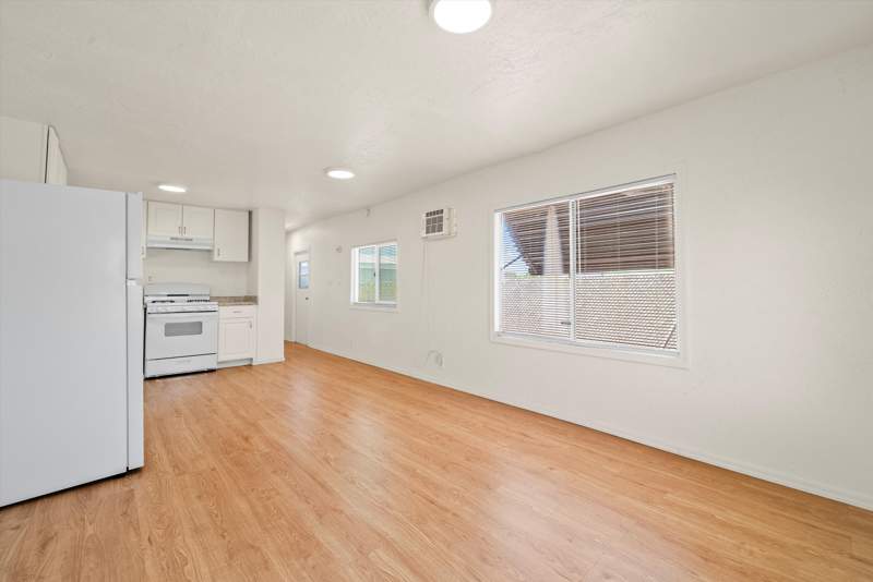 Listing-158-Photo-f7ba0940-60d6-4300-8224-82b67c52fdb0.jpg