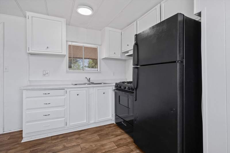 Listing-159-Photo-2ac57d93-5258-45a4-a999-0d6e3be31729.jpg
