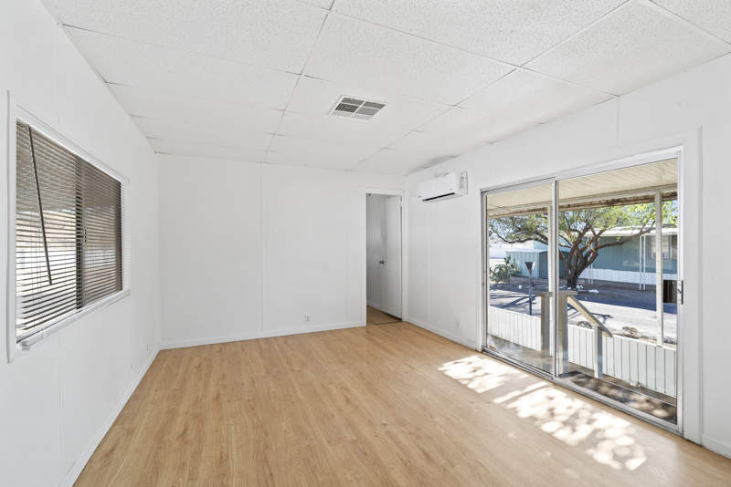 Listing-173-Photo-43a92a72-d8a4-4a58-9f00-d9e40d669f2c.jpg