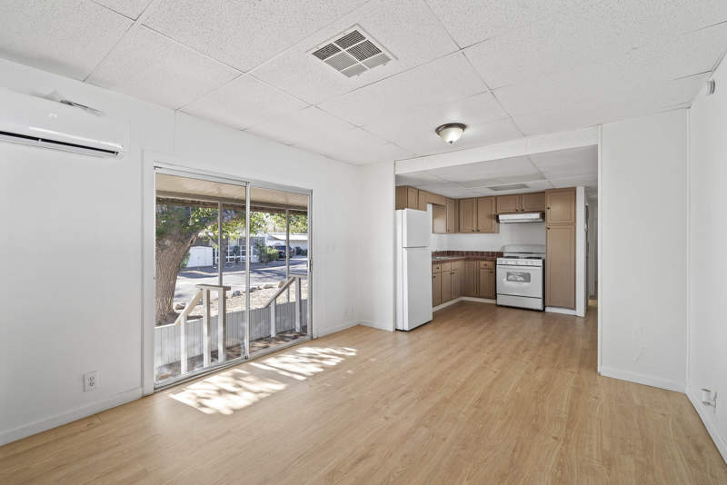Listing-173-Photo-84608cd2-5d89-4049-b25a-8ae275a9e482.jpg