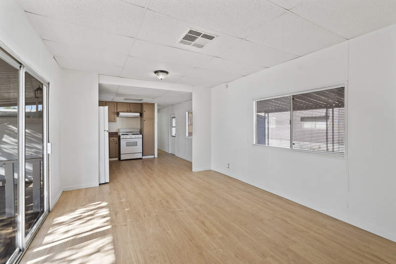 Listing-173-Photo-b681cb6a-df67-46de-9fe4-23eb29fb3f59.jpg