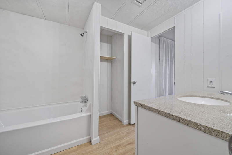 Listing-191-Photo-51adb343-f99d-4f95-aba1-49fa709df5e5.jpg