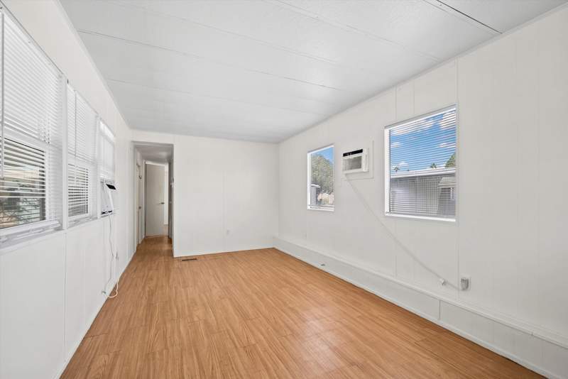 Listing-79-Photo-baa9bab9-0083-4911-a7cf-089da3ff5296.jpg