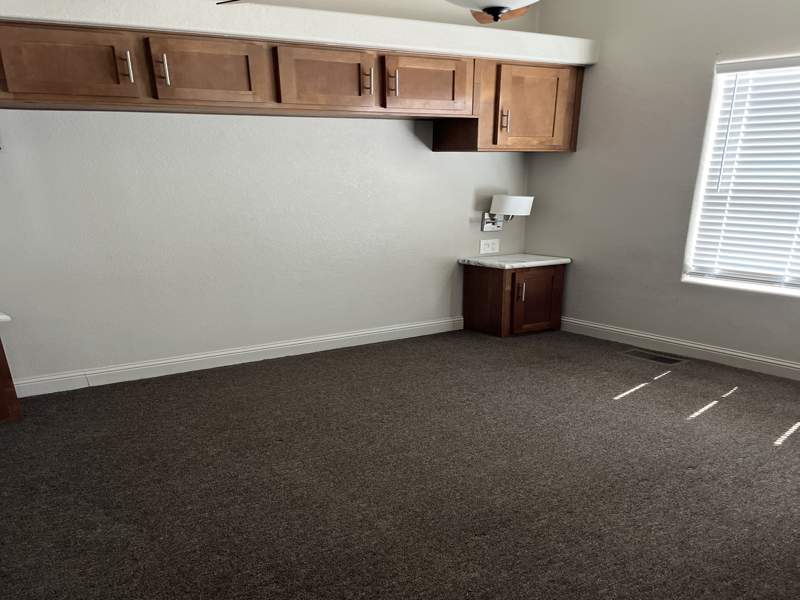 Listing-167-Photo-8d37df82-8f2a-447d-8301-852cdc7986e5.jpg