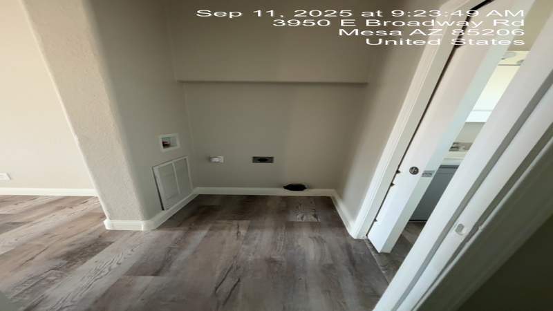 Listing-203-Photo-d2b7fba1-245d-41cc-b67f-962bbb96d8aa.jpg