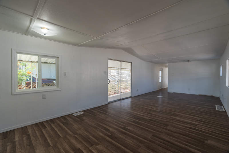 Listing-128-Photo-25190452-63b0-44ff-b05c-cb56aa63f11e.jpg