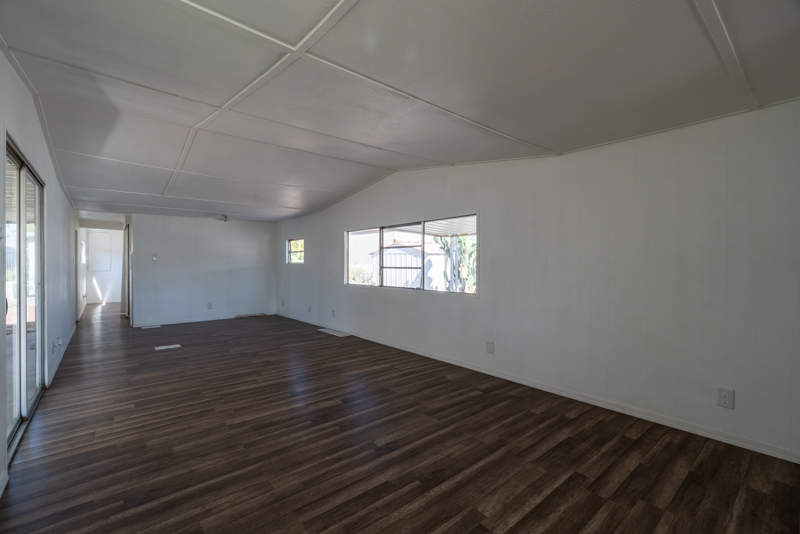 Listing-128-Photo-886a4382-36cf-4de7-b169-206eb448b12e.jpg